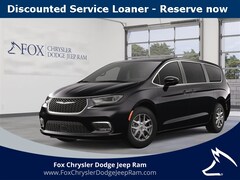 2025 Chrysler Pacifica SELECT Passenger Van