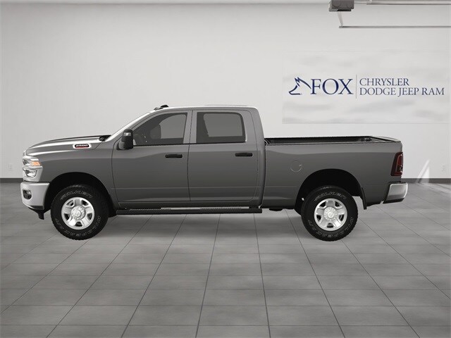 2025 Ram 2500 Tradesman photo 3