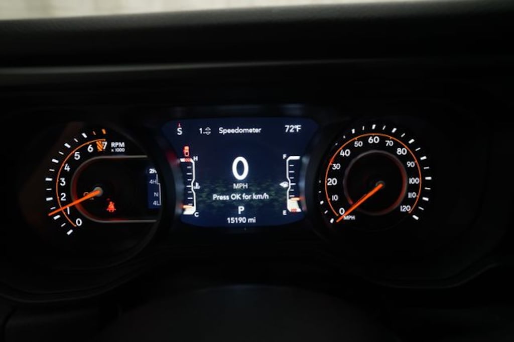 Used 2025 Jeep Gladiator Sport Truck Crew Cab