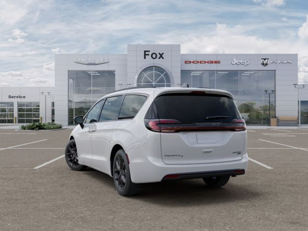 New 2027 Chrysler Pacifica LIMITED AWD Passenger Van