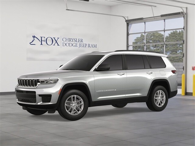 2025 Jeep Grand Cherokee Laredo photo 2