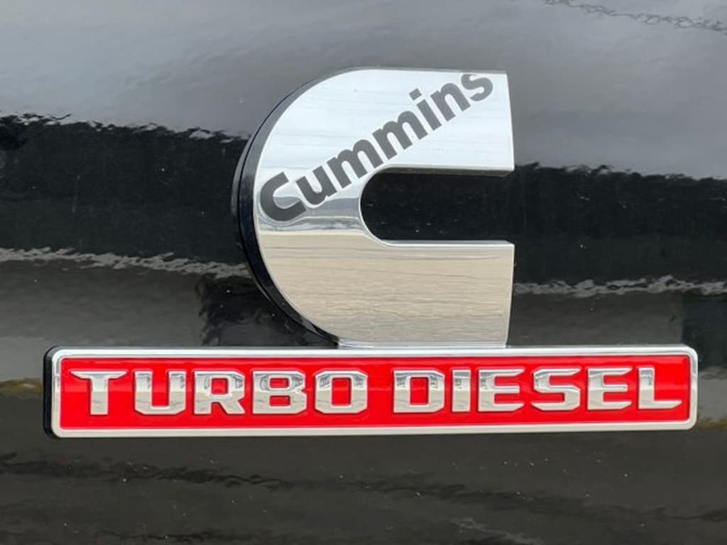 New 2026 Ram 5500 Chassis Cab TRADESMAN CREW 4X4 84' CA Pickup