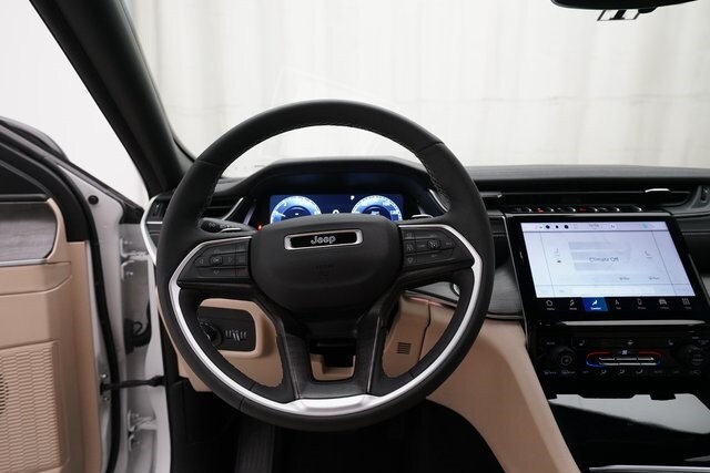 2023 Jeep Grand Cherokee Limited photo 4
