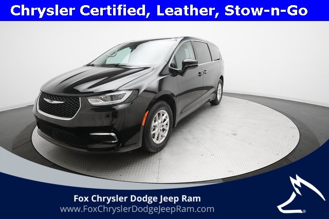 2024 Chrysler Pacifica Van Passenger Van 