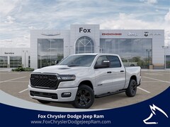 2026 Ram 1500 EXPRESS CREW CAB 4X4 5'7 BOX Pickup