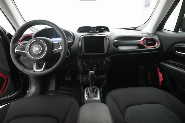 2023 Jeep Renegade Trailhawk photo 4