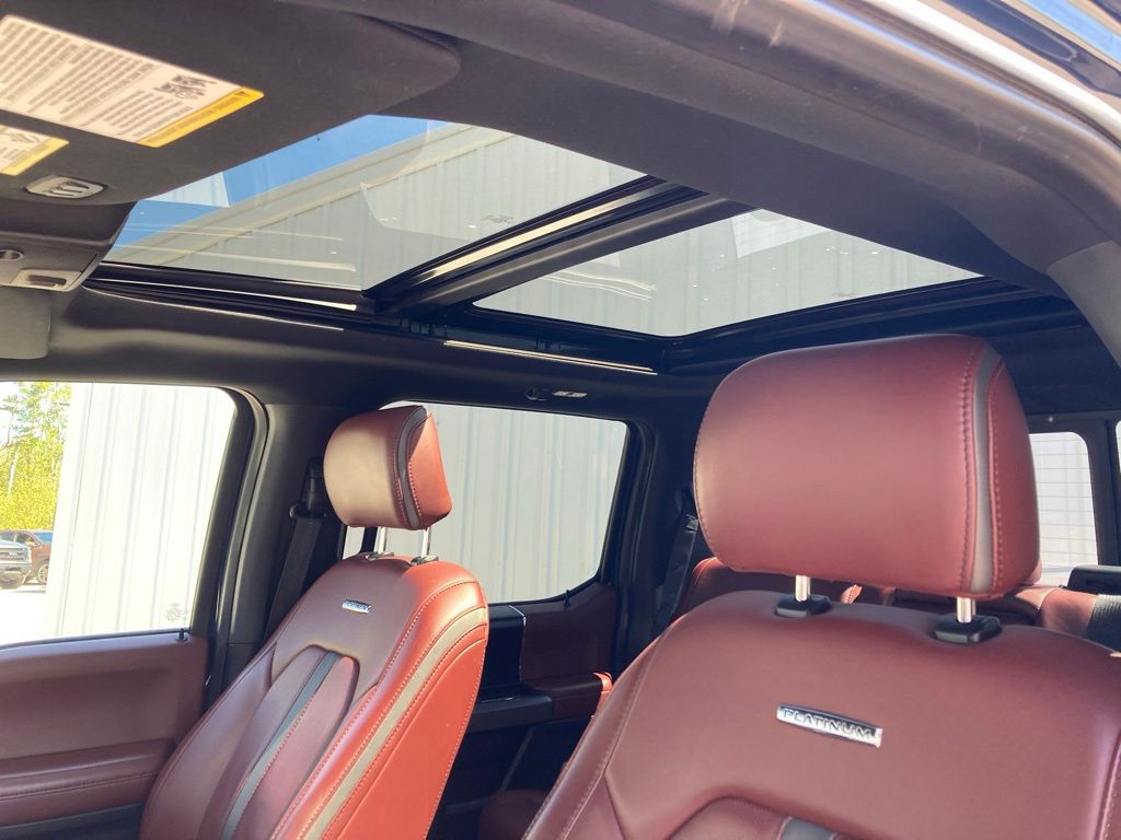 2020 Ford F-150 Platinum - Photo 14