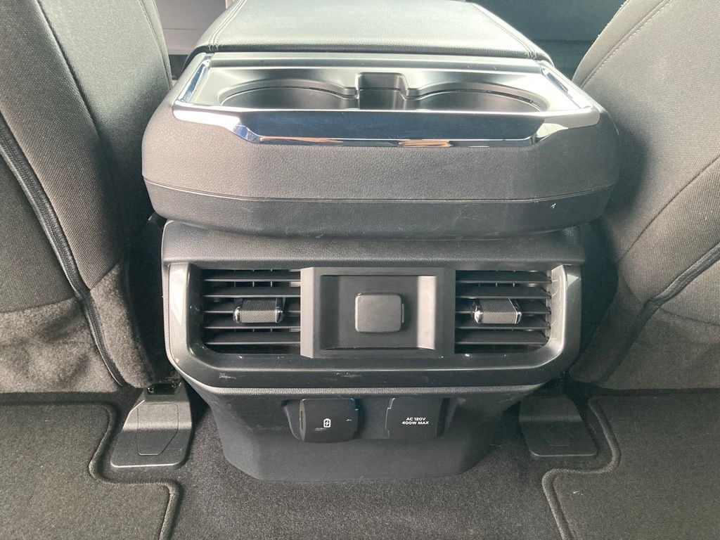 2023 Ford F-150 XLT - Photo 27