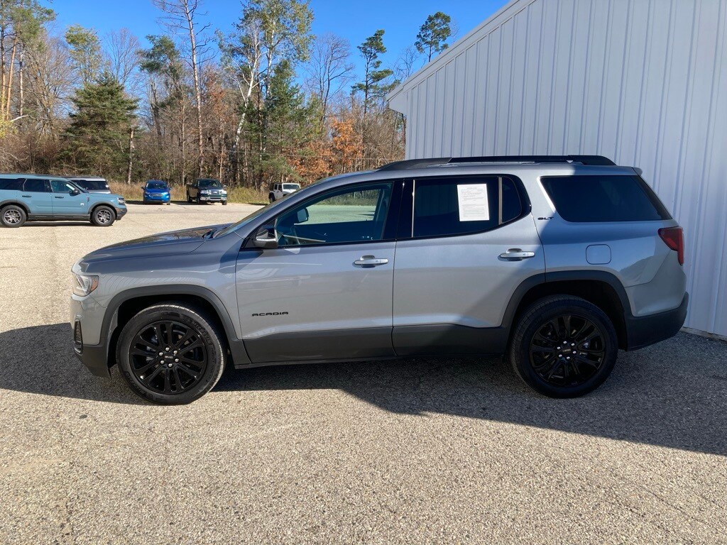 2023 Gmc Acadia SLT photo 2