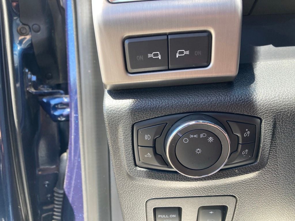 2020 Ford F-150 Platinum - Photo 25