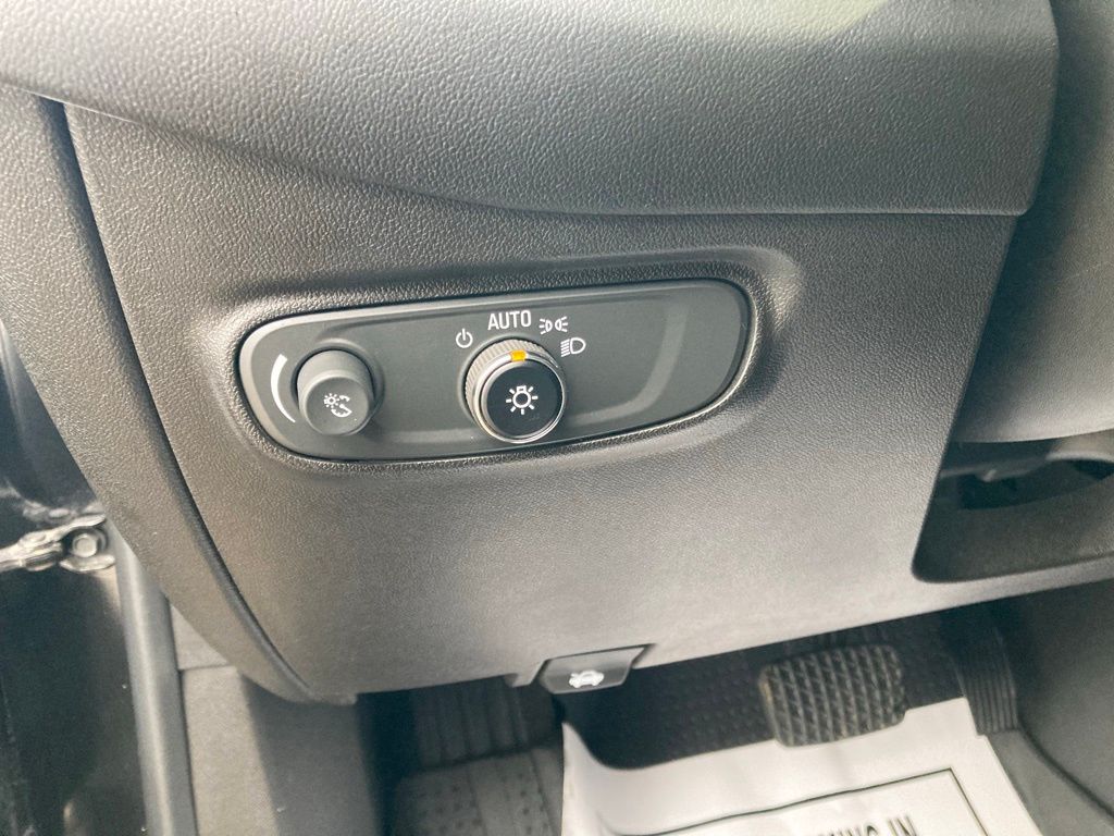 2022 Chevrolet Equinox RS - Photo 35
