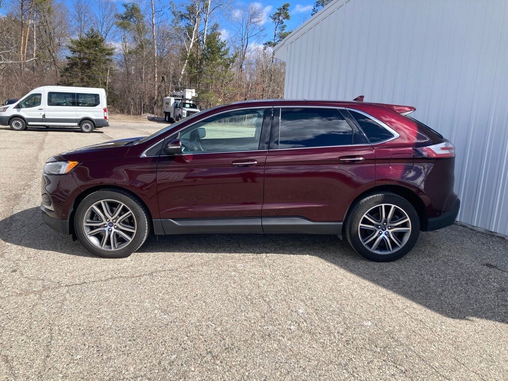 Used 2019 Ford Edge Titanium SUV