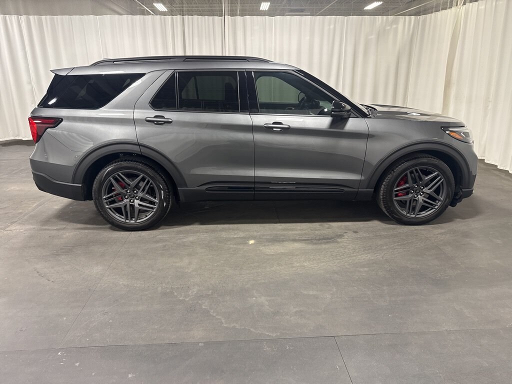 Used 2026 Ford Explorer ST SUV