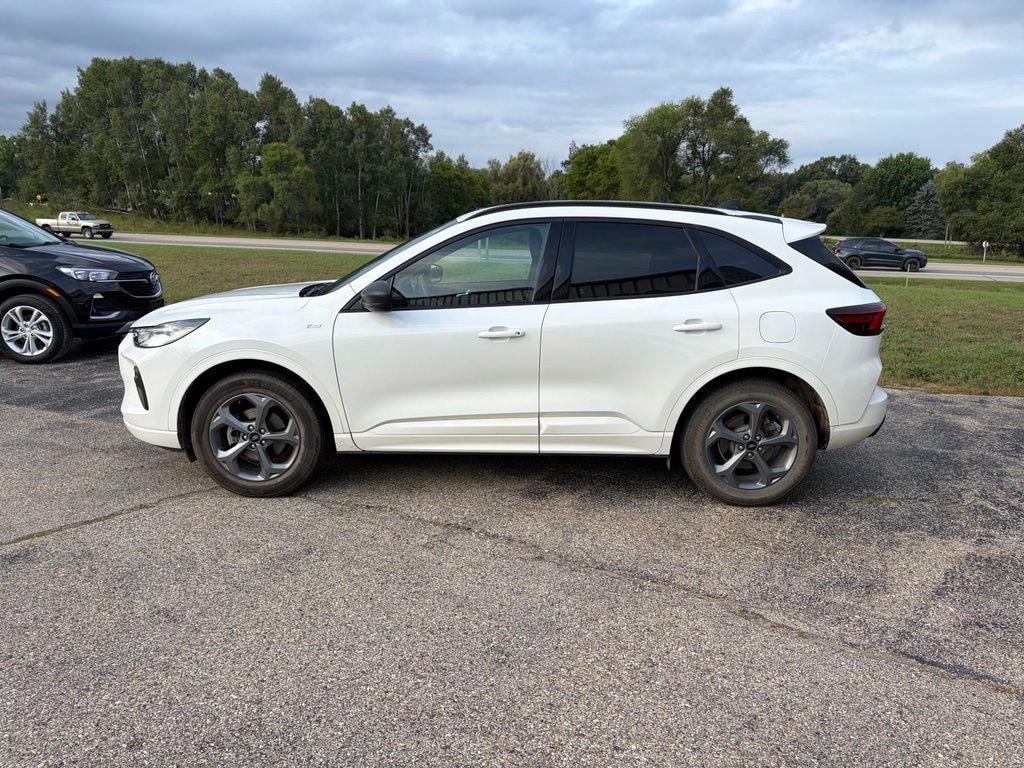 Used 2023 Ford Escape ST-Line SUV