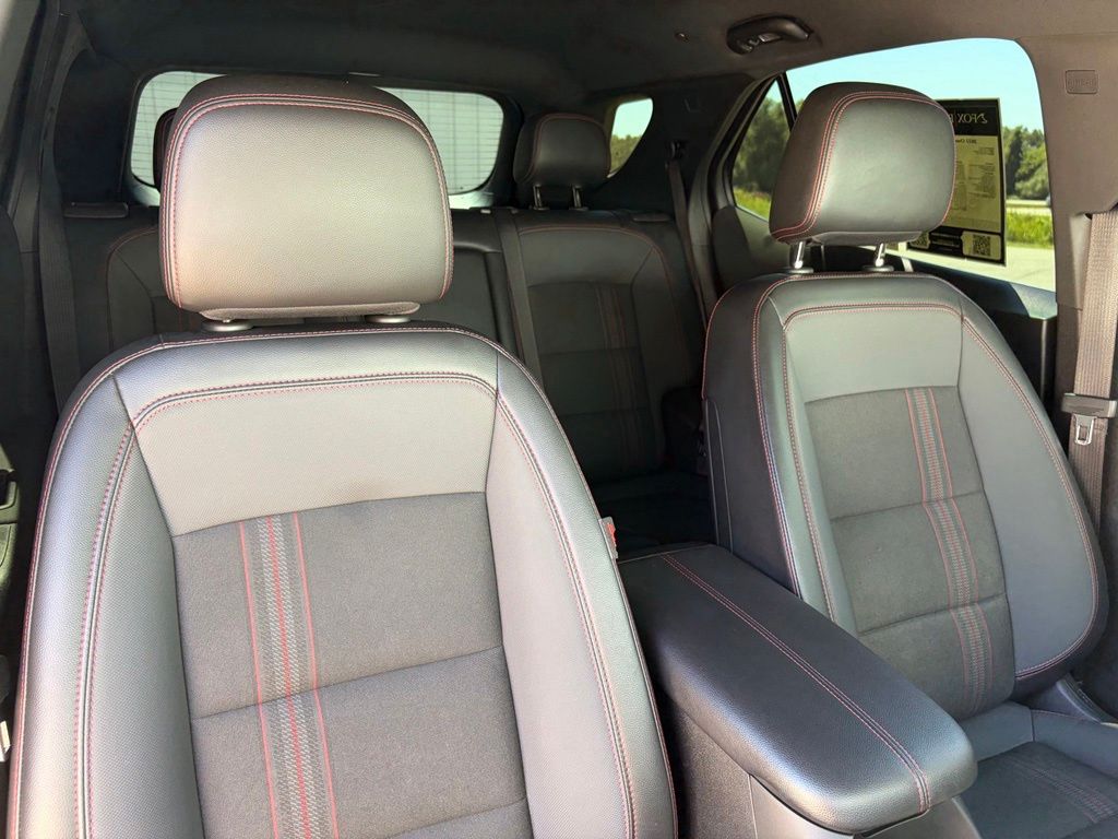2022 Chevrolet Equinox RS - Photo 13