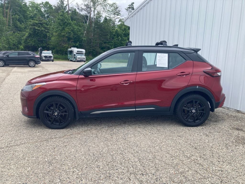 Used 2021 Nissan Kicks SR with VIN 3N1CP5DV0ML561094 for sale in Reed City, MI