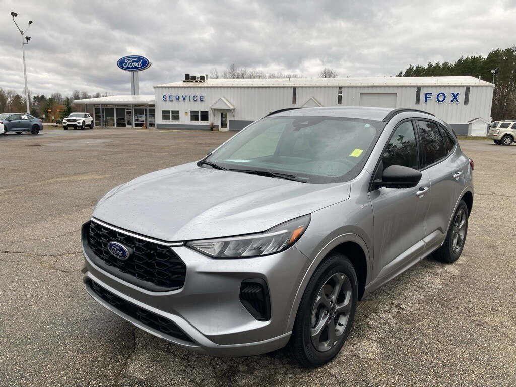 2024 Ford Escape ST-Line photo 3