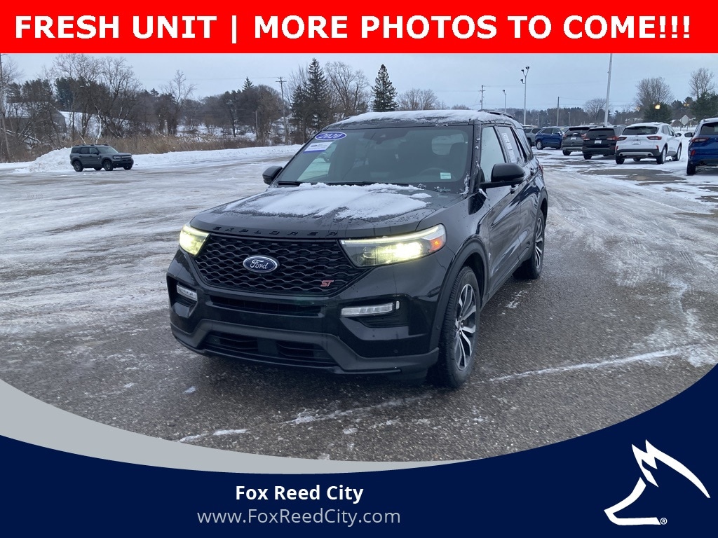 2020 Ford Explorer ST's photo