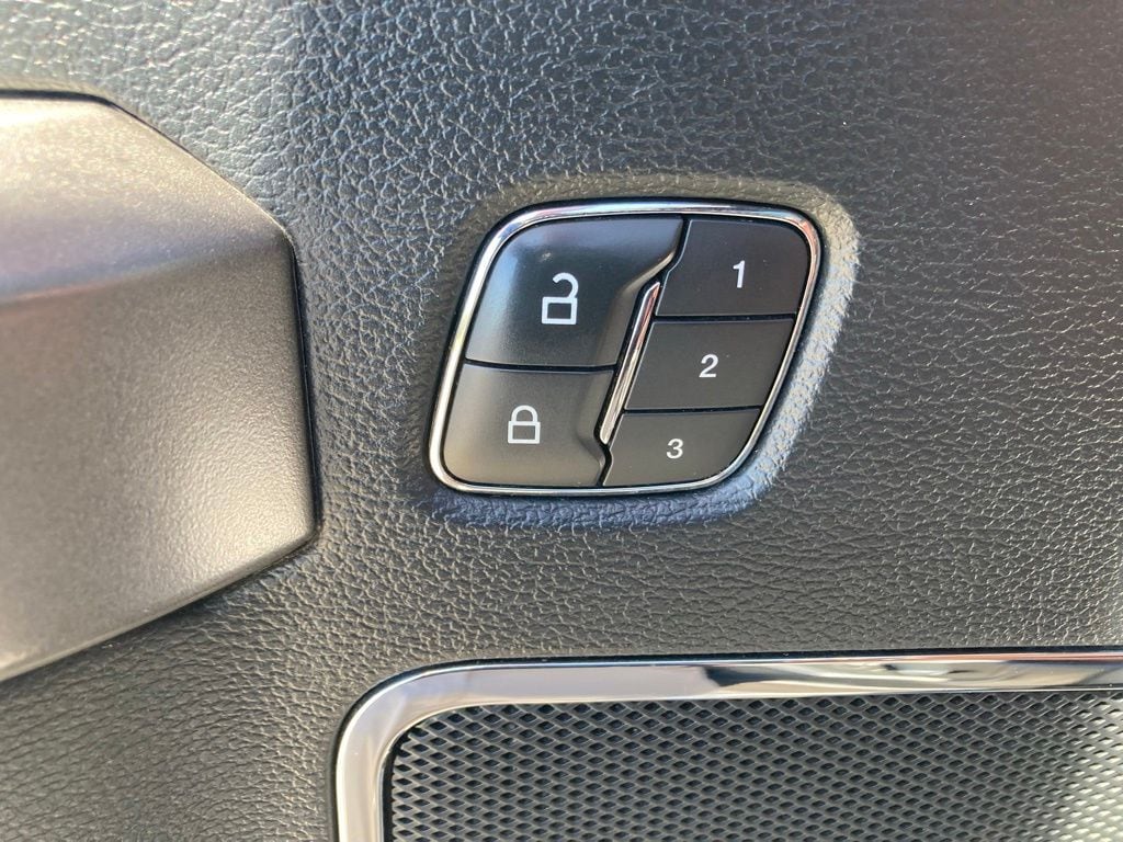 2020 Ford F-150 Platinum - Photo 23