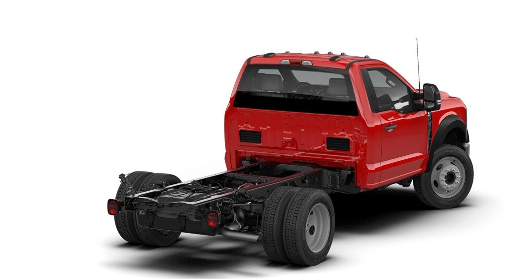 2026 Ford F-450 photo 3