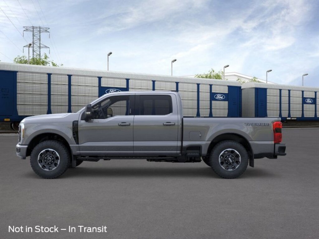 New 2026 Ford F-350SD Lariat 4D Crew Cab
