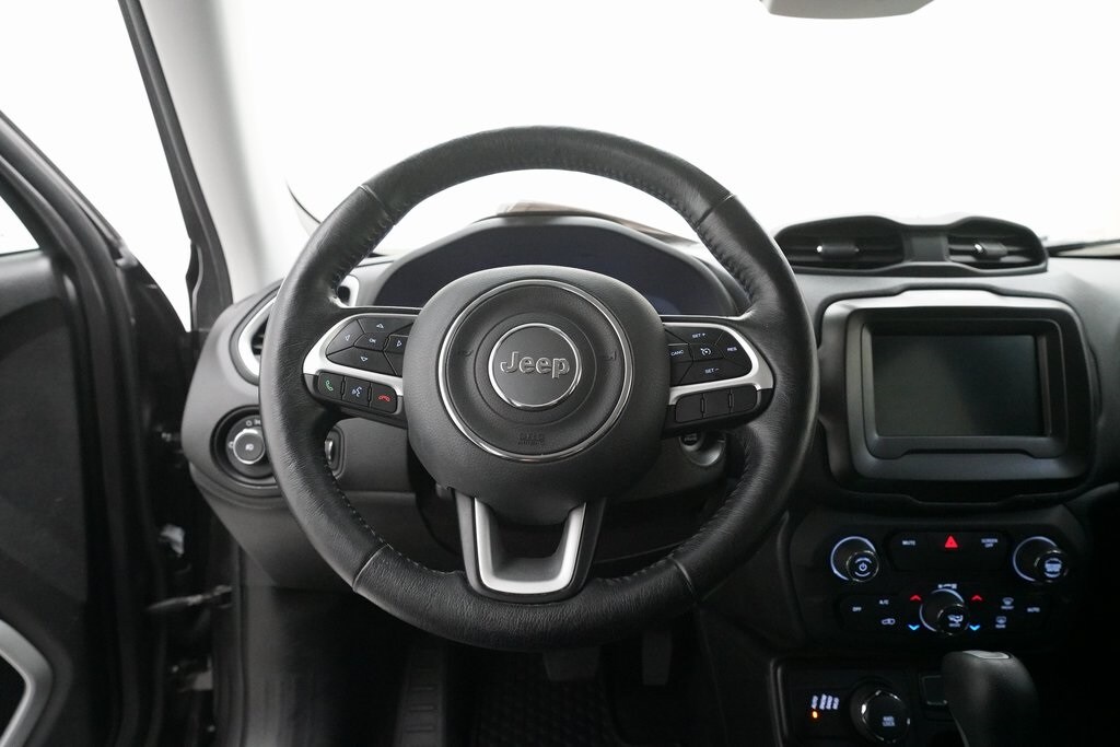 2019 Jeep Renegade Latitude North Edition photo 2