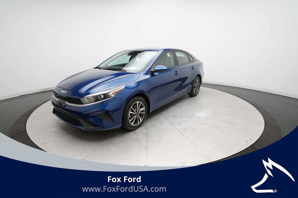 2023 Kia Forte LXS's photo
