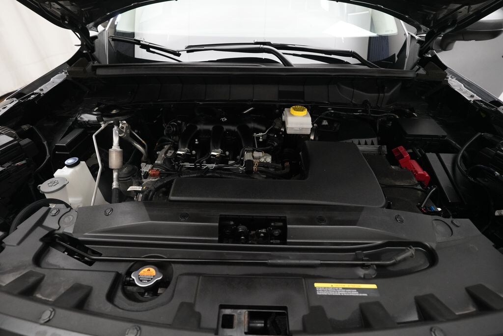 Used 2024 Nissan Pathfinder SV SUV