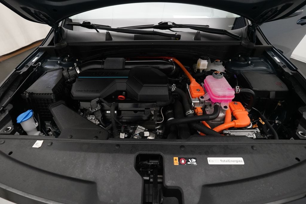 Used 2023 Kia Sportage Hybrid EX SUV