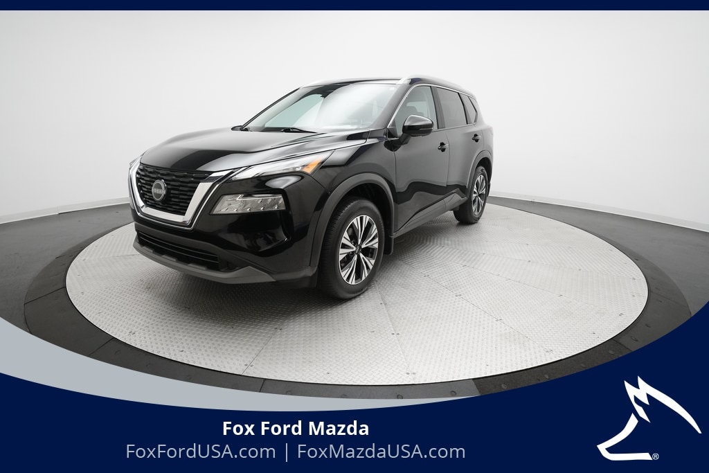 2023 Nissan Rogue SV's photo