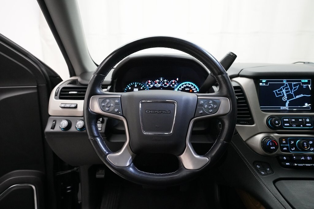 2020 Gmc Yukon Denali photo 2