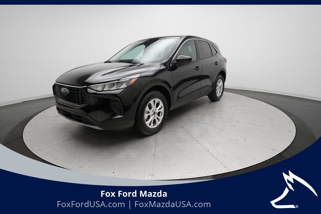 2023 Ford Escape Active's photo