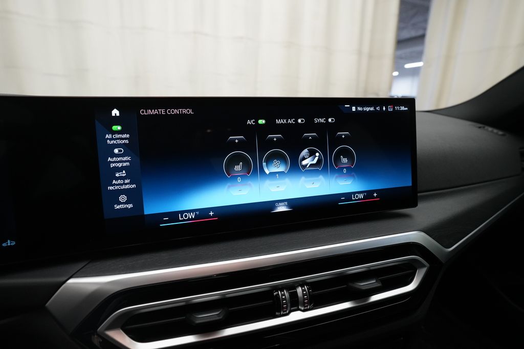 2024 BMW 3 Series 330i - Photo 6