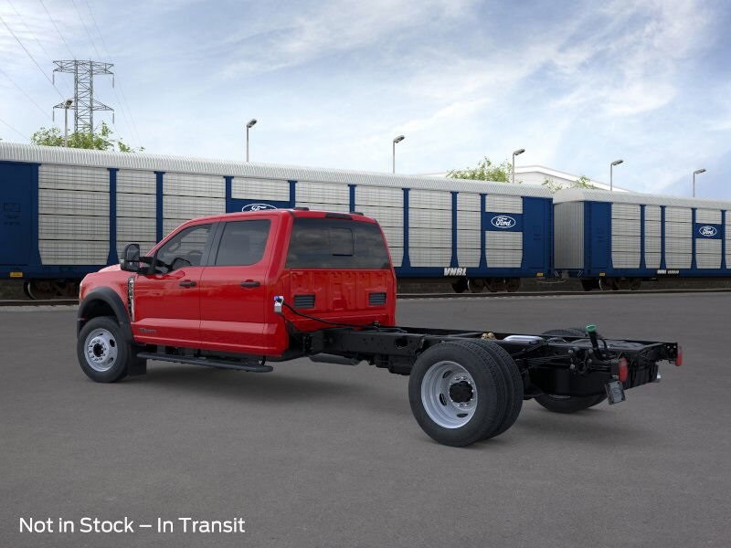 2026 Ford F-550 photo 4