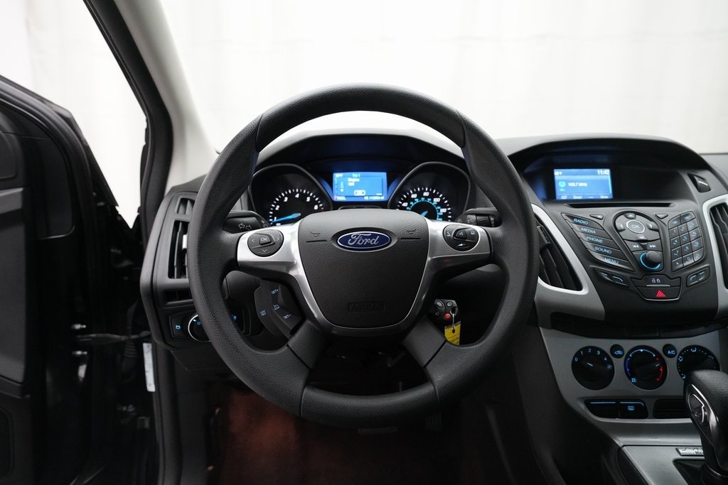 Used 2014 Ford Focus SE Sedan