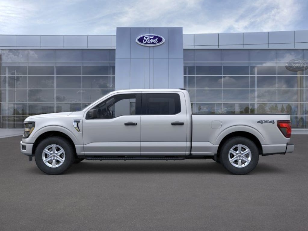 New 2026 Ford F-150 XLT 4D SuperCrew