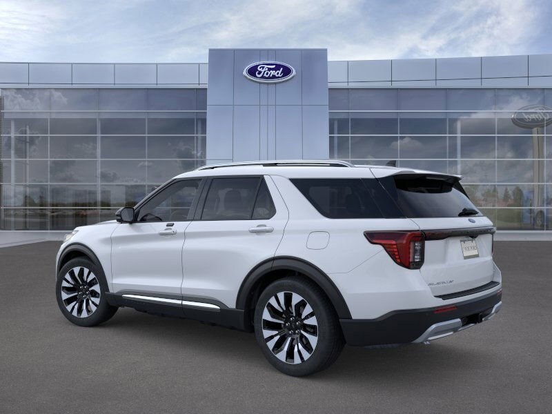 2026 Ford Explorer Platinum Sport photo 2