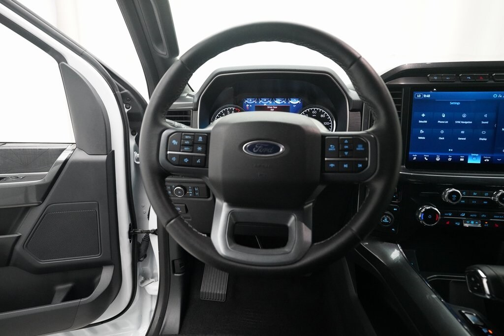 2023 Ford F-150 XLT photo 4