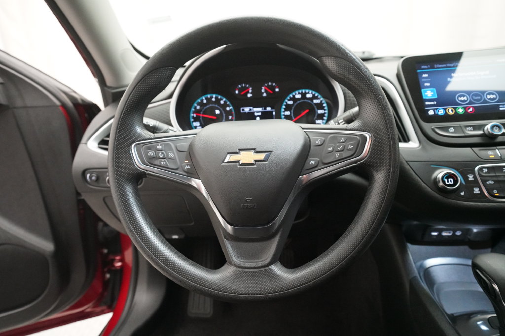 Used 2025 Chevrolet Malibu LT Sedan