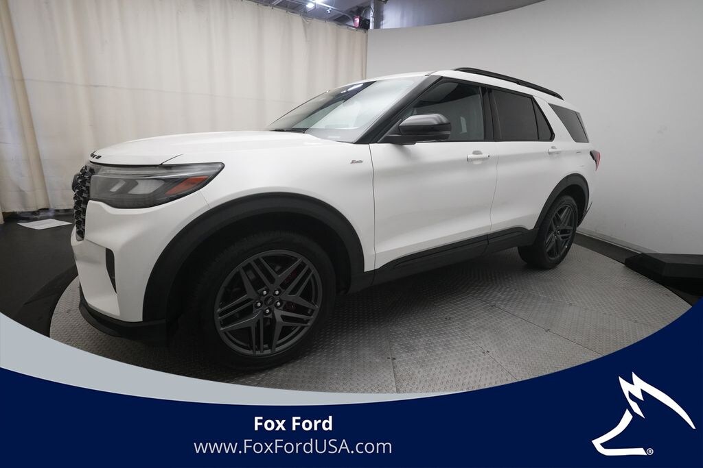 Used 2025 Ford Explorer ST-Line SUV