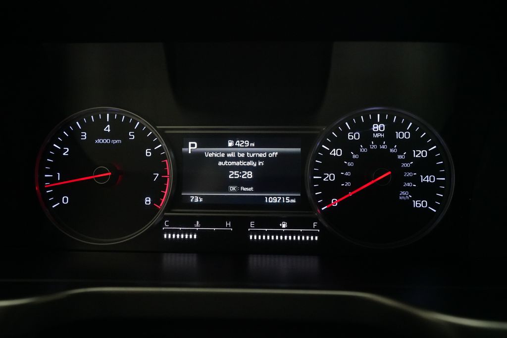 Used 2022 Kia Sorento LX with VIN 5XYRGDLC3NG083246 for sale in Kentwood, MI