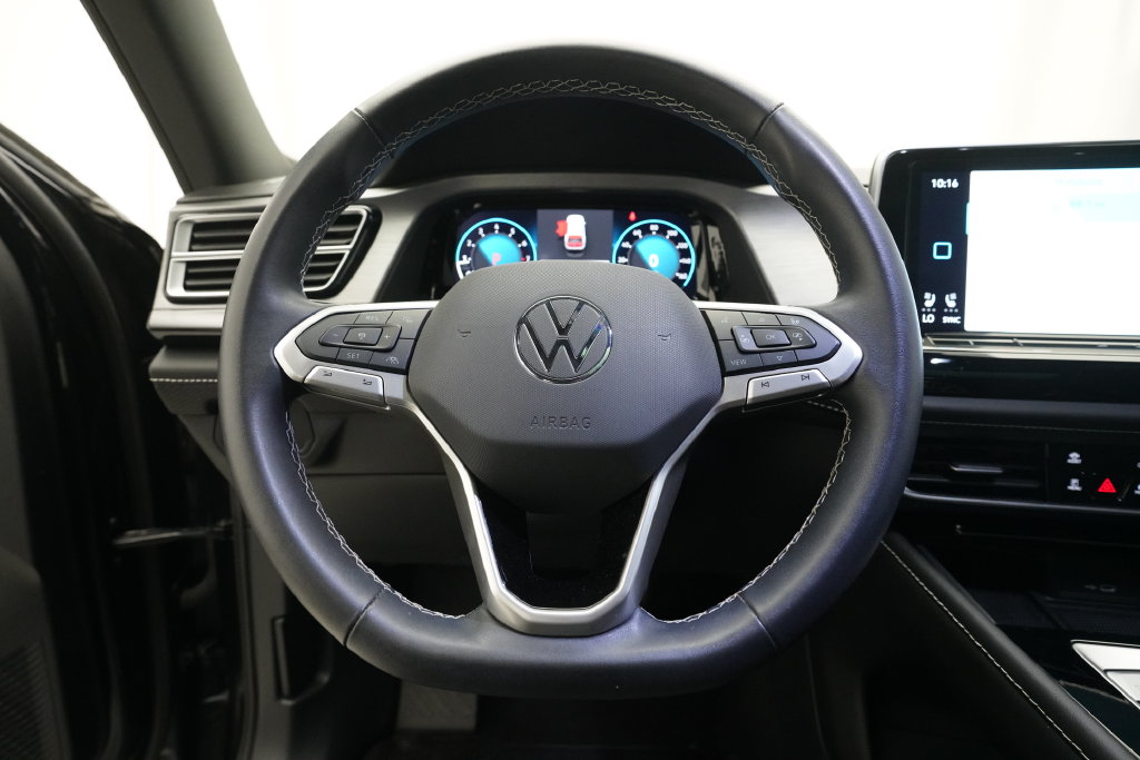 Used 2024 Volkswagen Atlas Cross Sport 2.0T SE w/Technology SUV