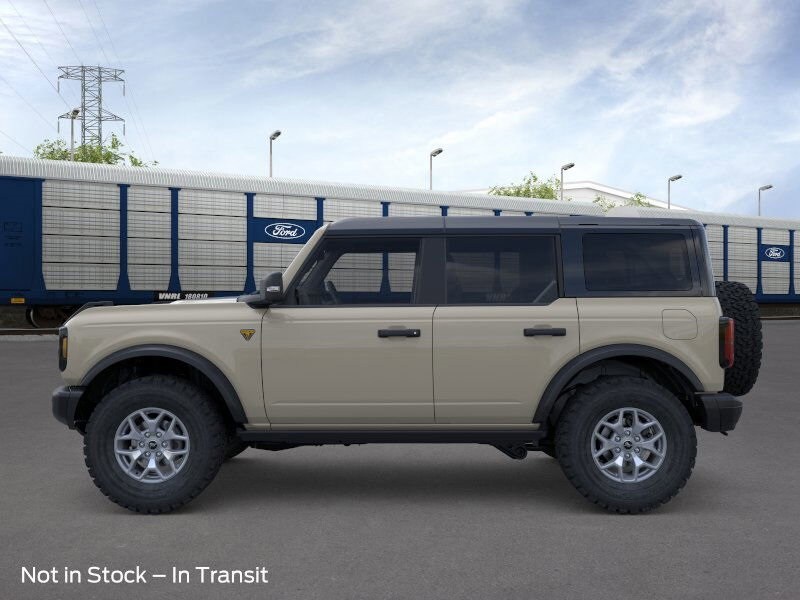 2025 Ford Bronco Badlands photo 3