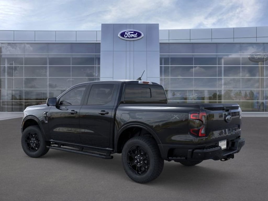 New 2025 Ford Ranger Lariat 4D Crew Cab