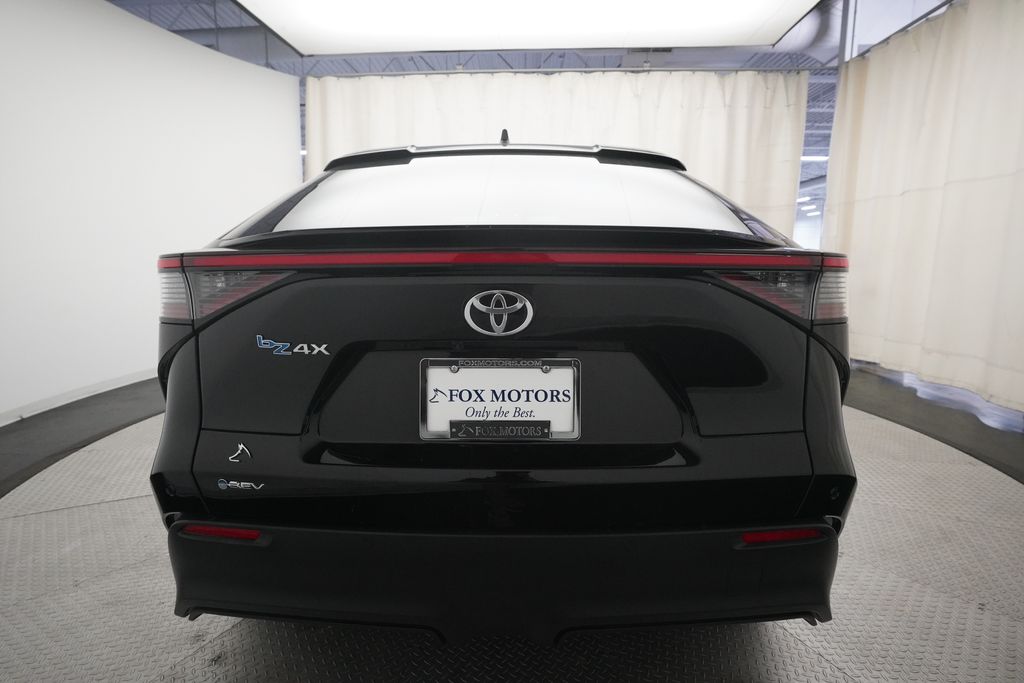 2024 Toyota bZ4X XLE - Photo 26