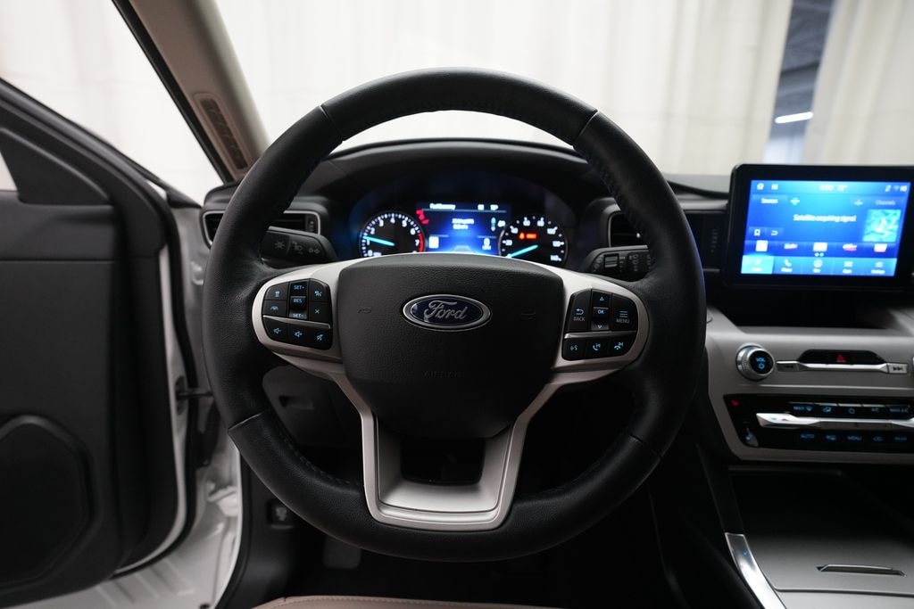 Used 2023 Ford Explorer XLT SUV