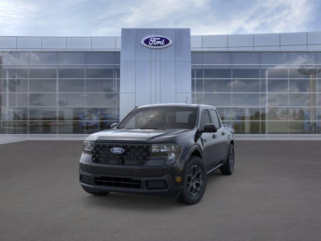 New 2026 Ford Maverick XLT 4D Crew Cab