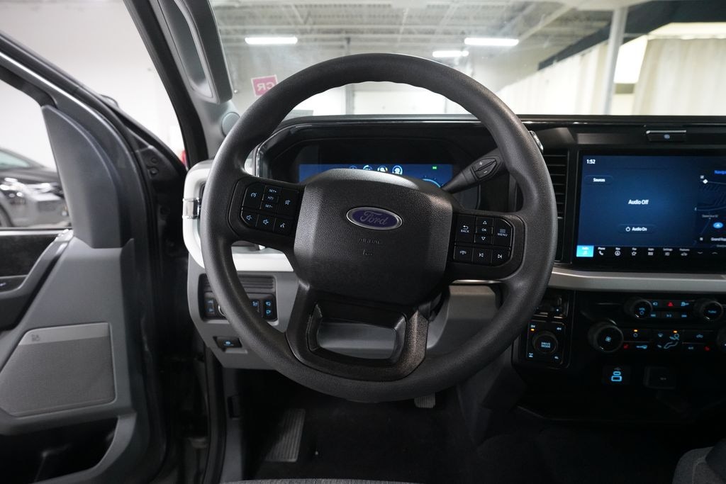 Used 2025 Ford F-250SD XLT Truck Crew Cab