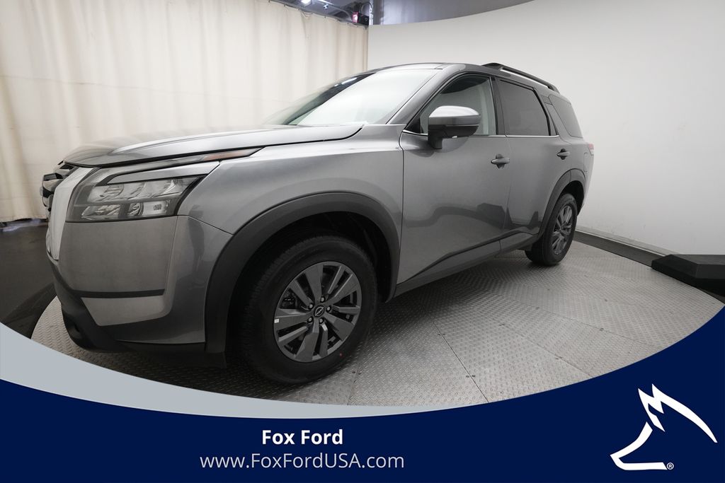 2024 Nissan Pathfinder SV 4WD's photo
