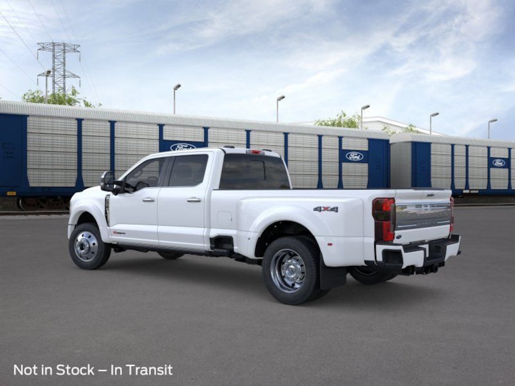 New 2026 Ford F-450SD Platinum 4D Crew Cab